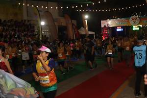 BIB: 09998, 00981, 16926
                            <button type="button" onclick="openModal(9884897)" class="btn btn-primary btn-sm float-right btn-popup" data-toggle="modal" data-target=".modal-high-quality">
                        <i class="fas fa-shopping-cart"></i> Add to Cart
                    </button>
                                            <button type="button" onclick="isThisMe(9884897, true)" class="btn btn-success btn-sm float-right btn-popup btn-isme hidden" data-toggle="tooltip" data-placement="bottom" title="นี่คือรูปของคุณใช่ไหม คลิกที่นี่เพื่อเอาเข้าอัลบั้ม">
                        <i class="fas fa-plus"></i> Add to album
                    </button>
                    <button type="button" onclick="isThisMe(9884897, false)" class="btn btn-warning btn-sm float-right btn-popup btn-isnotme hidden">
                        <i class="fas fa-ban"></i> Remove from album
                    </button>